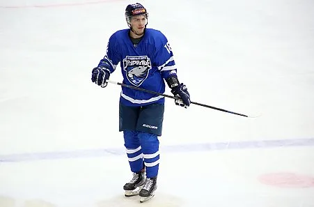 Хоккей. "Югра" стартовала с победы на “Almet Oilers Cup”