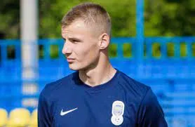 Футбол. Белорусский футболист Арсений Бондаренко перешёл в "Лимановию"