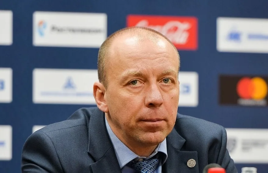 Хоккей. КХЛ. Уволен главный тренер ярославского “Локомотива”