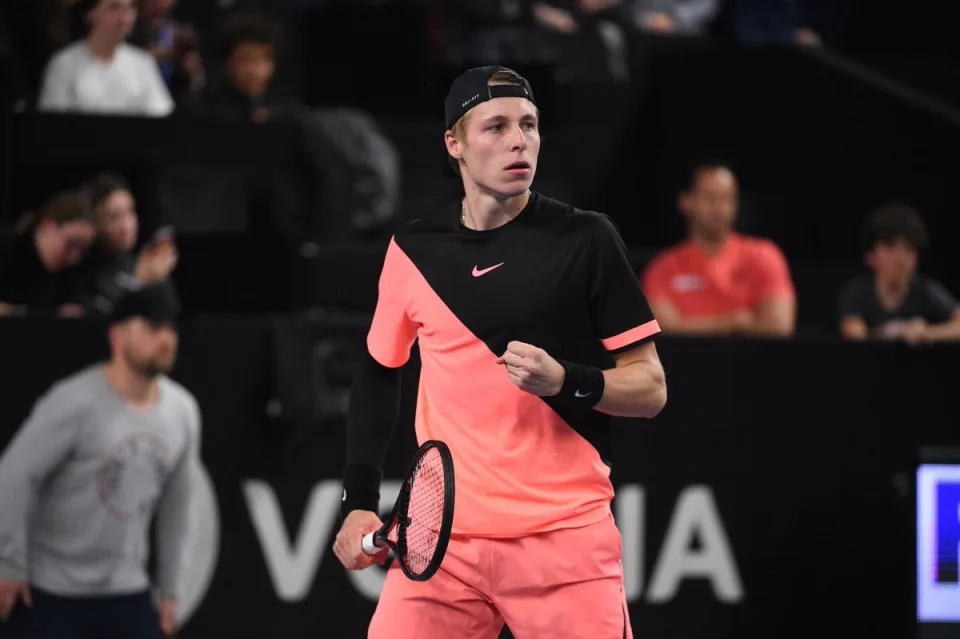 Теннис. ATP. Илья Ивашко завершил выступление на турнире в Санкт-Петербурге
