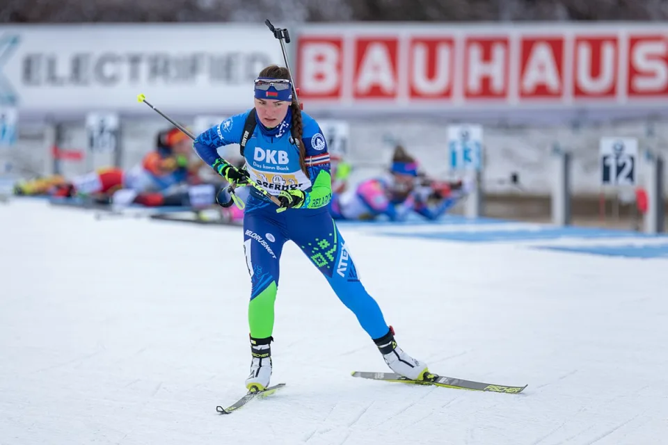 Алина Стремоус выиграла пасьют на Чемпионате Европы по биатлону 2022, Ирина Кручинкина - 22-я