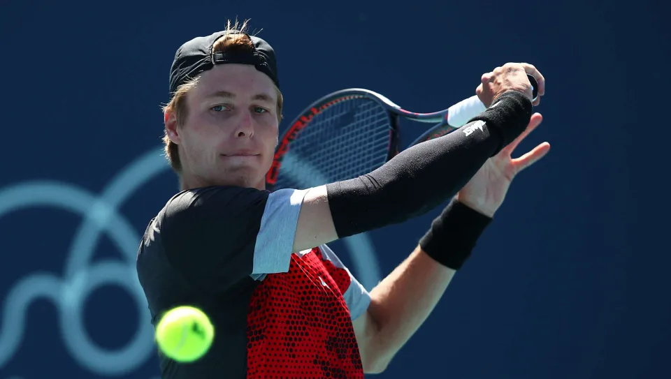 Теннис. ATP. Илья Ивашко проиграл в 1/16 финала турнира в Дубае
