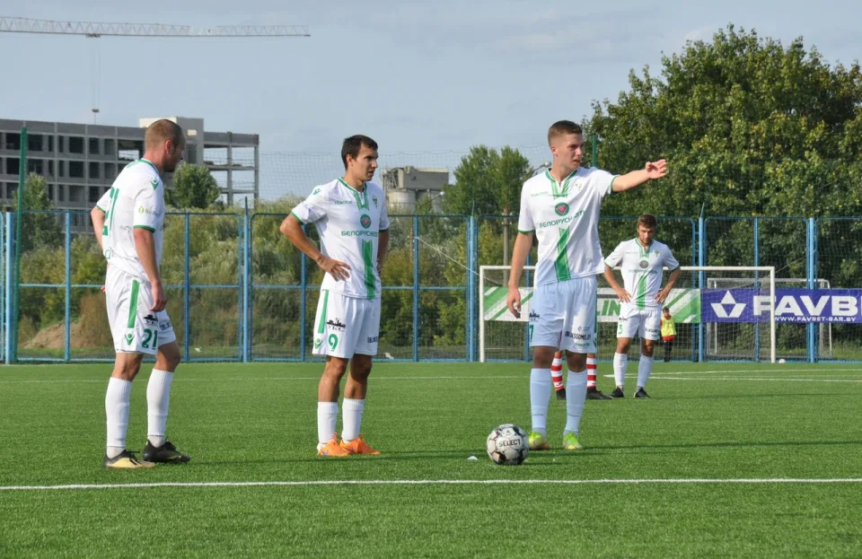 Футбол. Smorgon cup.  "Макслайн" одолел "Молодечно-2018", "Островец" и "Нафтан" разошлись миром