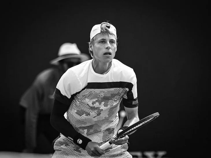 Теннис. ATP. Илья Ивашко не смог одолеть Стефаноса Циципаса