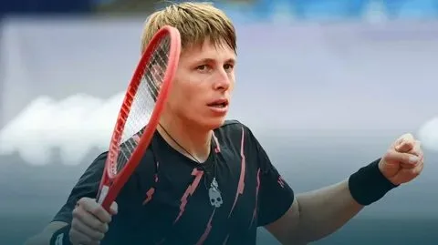 Теннис. ATP. Илья Ивашко проиграл Маккензи Макдональду