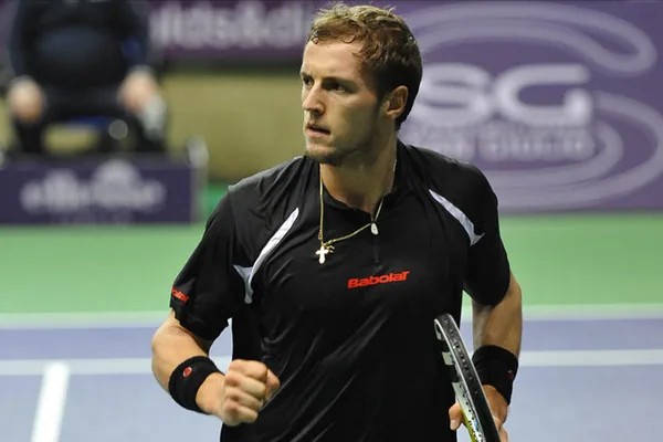 Теннис. ATP. Владимир Игнатик вышел в 1/8 финала турнира в Шарм-эль-Шейхе 