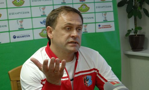 Юрий Малеев вызвал 24 игрока для участия в матче квалификации Чемпионата Европы, который состоится 27 октября