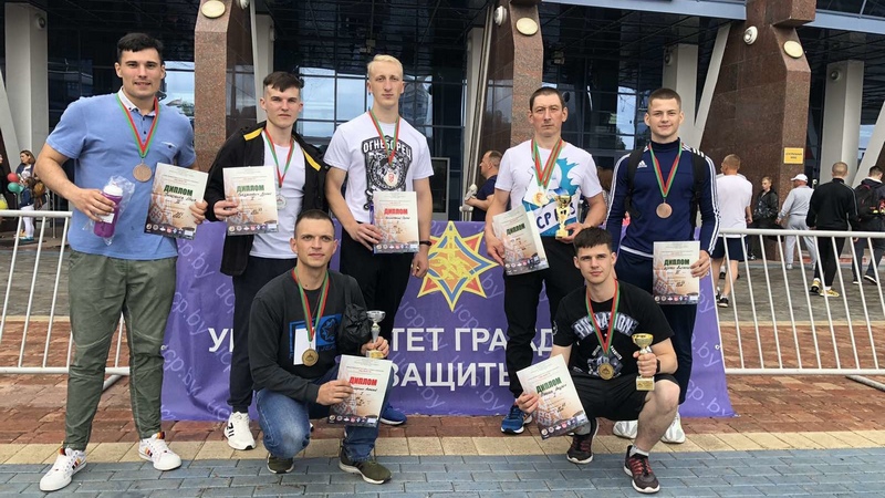 Спортсмены университета МЧС отлично выступили на фестивале гиревого марафона