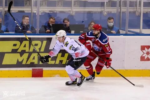 Хоккей. Экстралига Беларуси. "Металлург" взял реванш за прошлое поражение