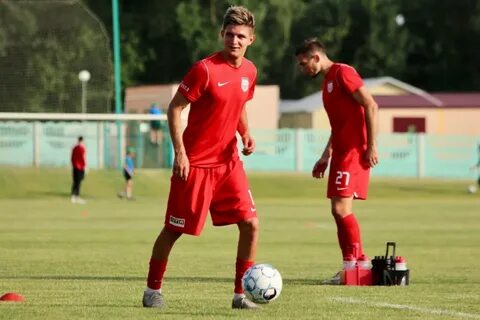 Первая лига Беларуси по футболу. "Днепр" минимально обыграл "Арсенал"