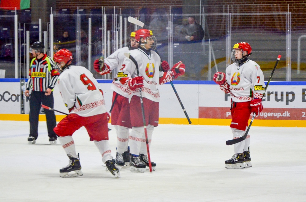 Хоккей. Турнир четырех наций. Матч Словакия U18 – Беларусь U18. Прямая трансляция