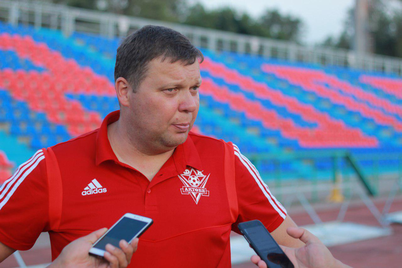 Футбол. Александр Седнев продолжит возглавлять "Ордабасы"